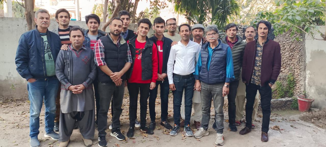 Roshan Raasta community